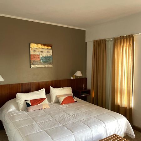 Julio Cesar Hotel Posadas Zewnętrze zdjęcie