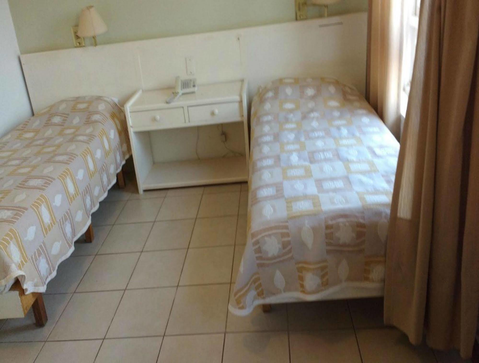 Julio Cesar Hotel Posadas Zewnętrze zdjęcie