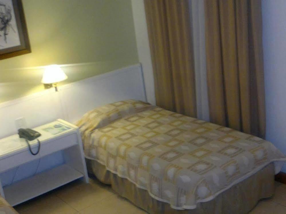 Julio Cesar Hotel Posadas Zewnętrze zdjęcie