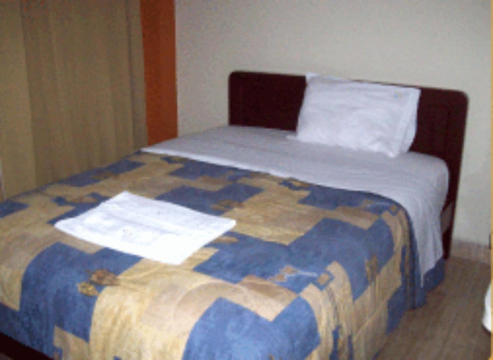 Julio Cesar Hotel Posadas Zewnętrze zdjęcie